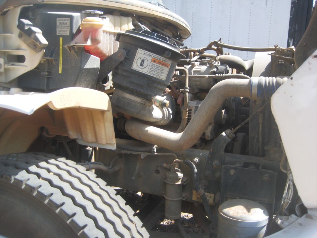 2006 FREIGHTLINER Business Class M2 - Image 3